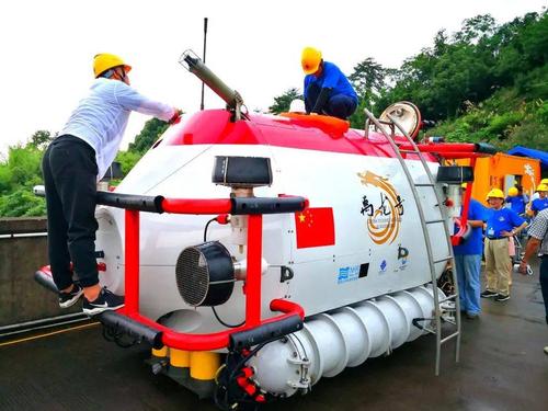 最大作业深度超200米 ,"禹龙"号大坝深水检测载人潜水器来了!