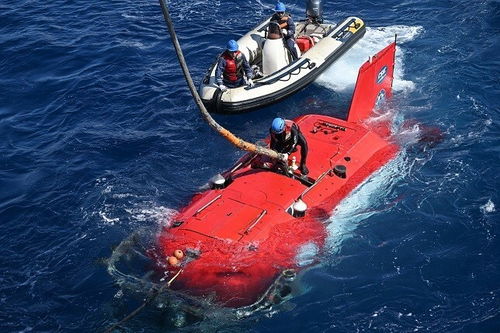 新技术新装备助力 深海捞